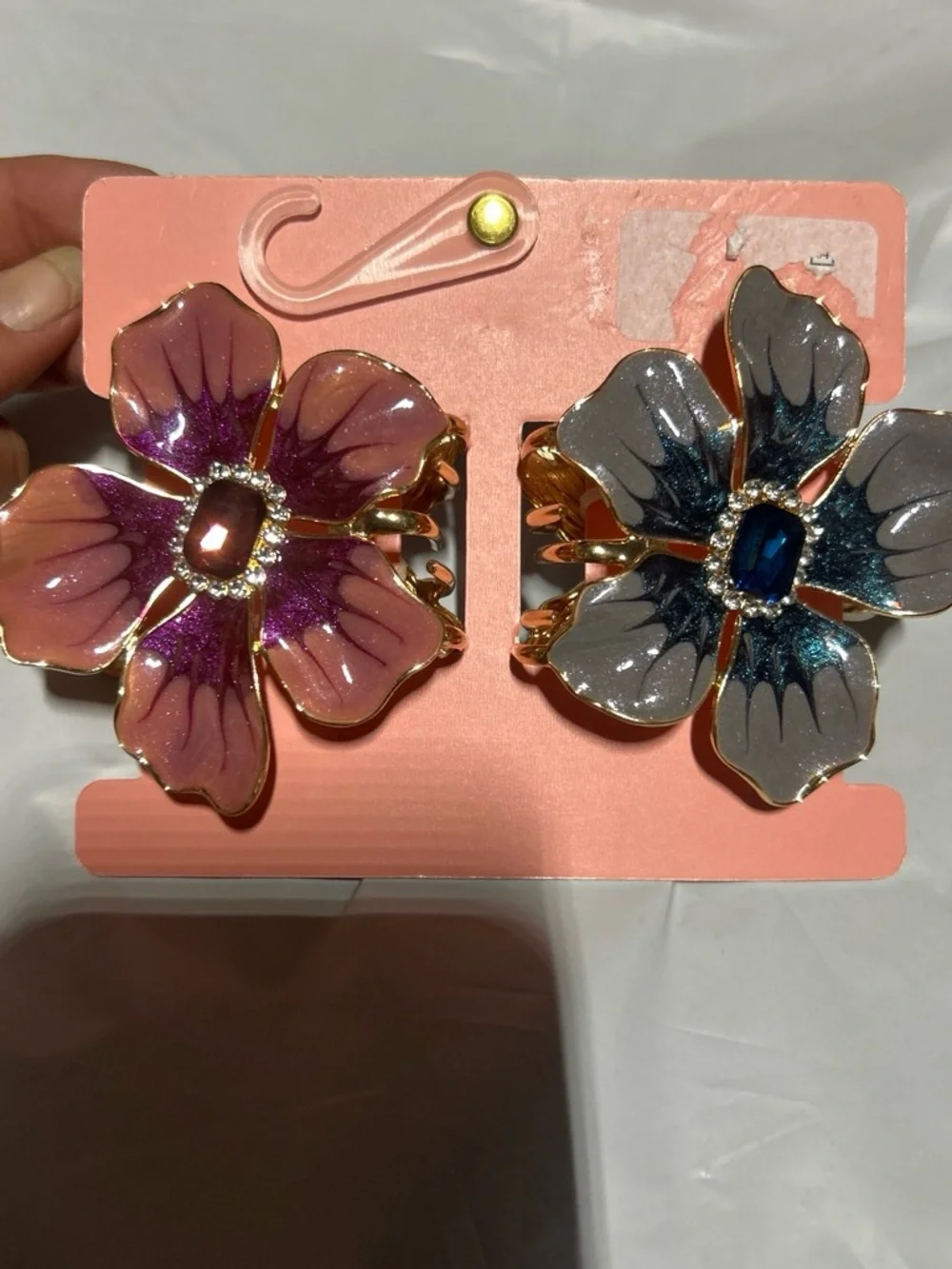Natasha Couture Floral Clip-On Hair Clips in Gray & Purple